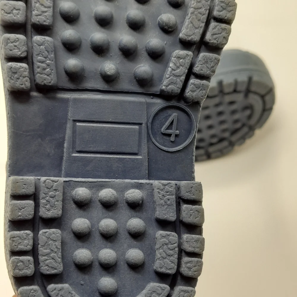Cat & Jack Kids Winter Snow Boots Size 4